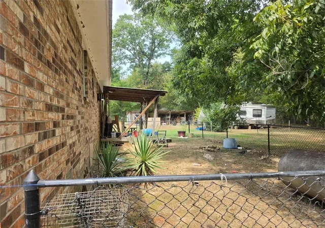 Photo 4 of Single family home for sale at 10876 Salem Rd, Ola, AR 72853 | MLS# 1359738 | Listing updated on 2026-10-01