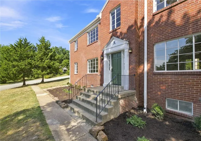 14th image of 15 W Prospect #A4, Fayetteville, AR 72701 | MLS# 1359414