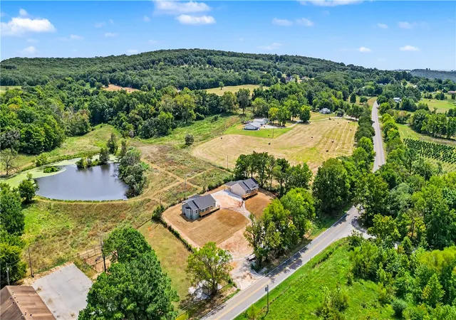 33rd image of 26706 Hwy 23, Huntsville, AR 72740 | MLS# 1359757