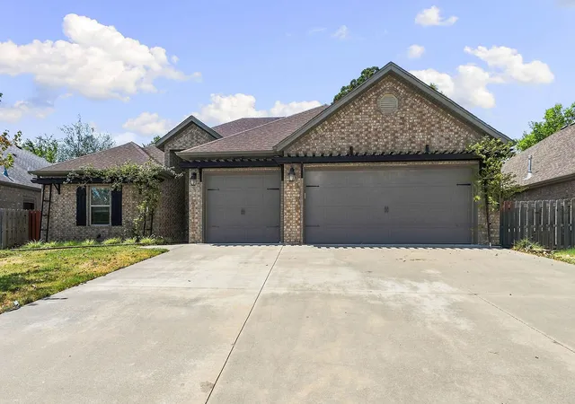 Photo 1 of Single family home for sale at 3404 Sw Brittany, Bentonville, AR 72713 | MLS# 1359660 | Listing updated on 2026-08-24