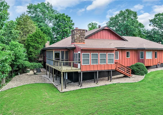 Photo 1 of Townhouse for sale at 5 Blake Ln, Bella Vista, AR 72714 | MLS# 1359382 | Listing updated on 2026-09-28