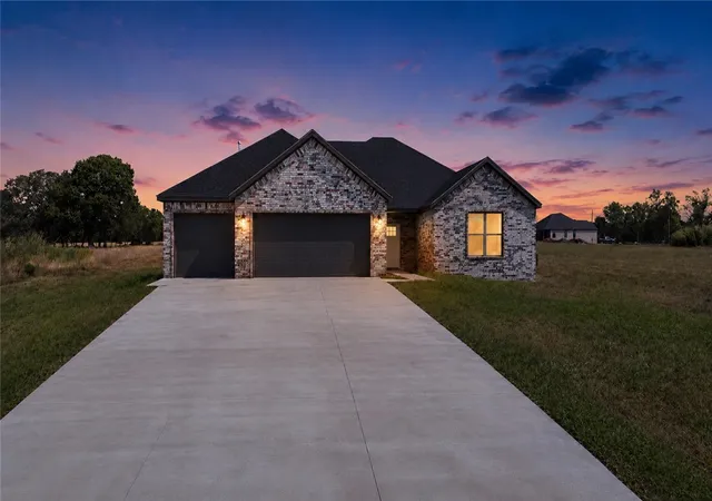 Photo 1 of Single family home for sale at 2510 Peterson Rd, Gentry, AR 72734 | MLS# 1359782 | Listing updated on 2026-08-24
