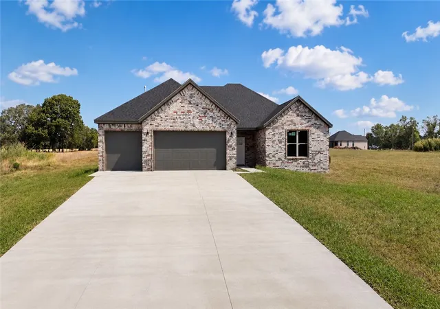 Photo 3 of Single family home for sale at 2510 Peterson Rd, Gentry, AR 72734 | MLS# 1359782 | Listing updated on 2026-08-24
