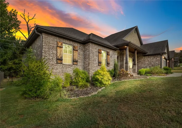 60th image of 2304 Vail Dr, Van Buren, AR 72956 | MLS# 1359784