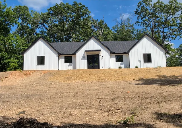 Photo 1 of Single family home for sale at 46 Northfleet Dr, Bella Vista, AR 72714 | MLS# 1359788 | Listing updated on 2026-08-24