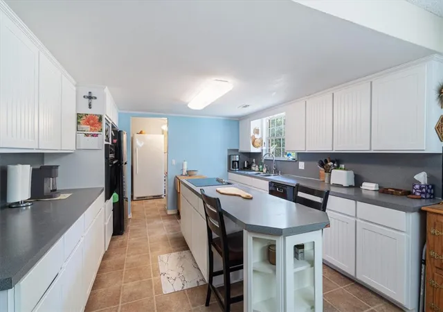 Photo 4 of Single family home for sale at 18784 Shoreline Wy, Fayetteville, AR 72703 | MLS# 1359786 | Listing updated on 2026-09-23