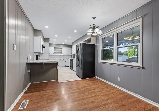 4th image of 824 Citrus St, Greenwood, AR 72936 | MLS# 1359820