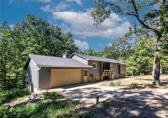 Photo 3 of Single family home for sale at 16550 Bluebird Wy, Gravette, AR 72736 | MLS# 1359033 | Listing updated on 2026-08-24