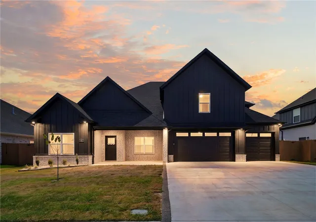1st image of 321 Morgan St, Centerton, AR 72719 | MLS# 1359408