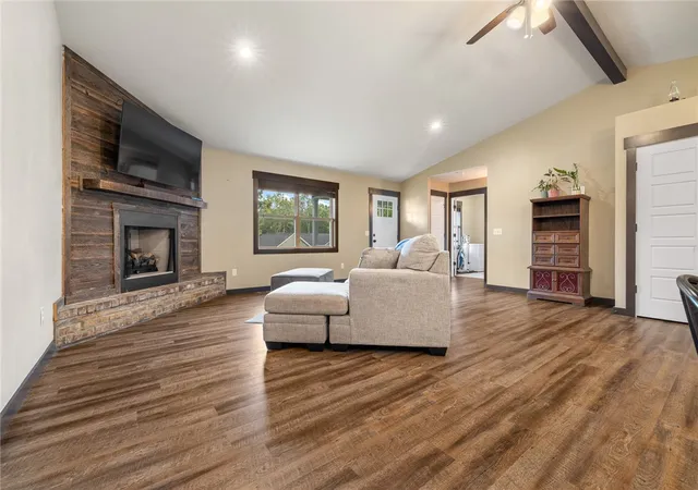 Photo 3 of Single family home for sale at 6071 Oak Leaf Dr, Harrison, AR 72601 | MLS# 1359914 | Listing updated on 2026-08-25