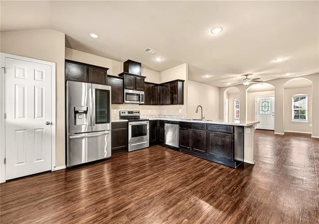 Photo 3 of Single family home for sale at 6706 Chestnut Hill Rd, Bentonville, AR 72713 | MLS# 1359777 | Listing updated on 2026-10-01