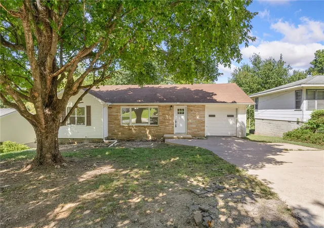 36th image of 816 Spruce St, Harrison, AR 72601 | MLS# 1359655
