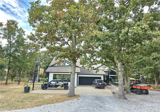 Single family home for sale at 20050 Hwy 102, Decatur, AR 72722 | MLS# 1359875