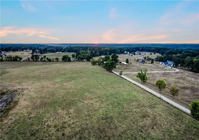 4th image of Tbd Hodge Rd, Gravette, AR 72736 | MLS# 1359577
