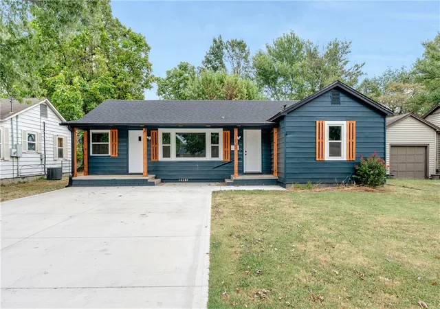 1st image of 1023 Lowell Rd, Springdale, AR 72764 | MLS# 1359900