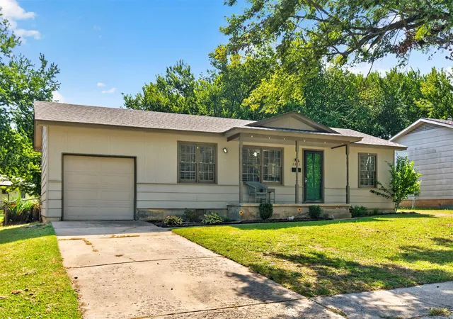 3rd image of 3407 S Walnut Creek Dr, Sand Springs, OK 74063 | MLS# 2629278