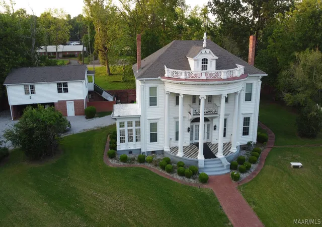 1st image of 31 Edgewood Dr, Selma, AL 36701 | MLS# 584301