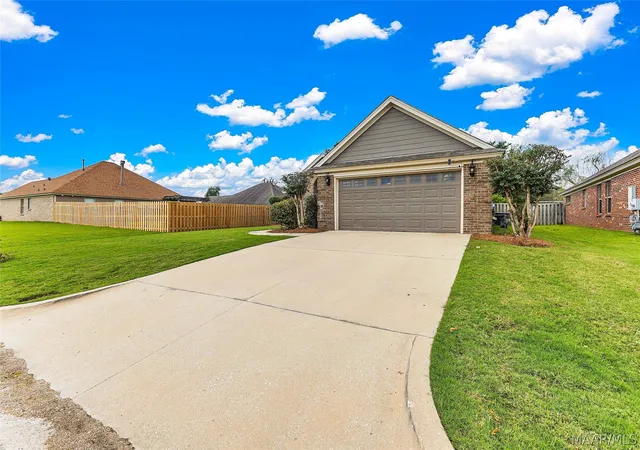 3rd image of 9336 Autumn Brooke Wy, Montgomery, AL 36117 | MLS# 587141