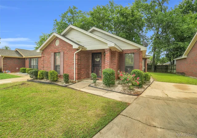 2nd image of 2736 Country Brook Dr, Montgomery, AL 36116 | MLS# 586910