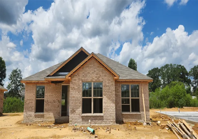 1st image of 505 Country Club Dr, Wetumpka, AL 36092 | MLS# 589311