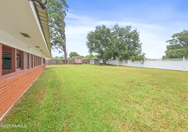23rd image of 325 Elmore St, Saint Martinville, LA 70582 | MLS# 2600006946