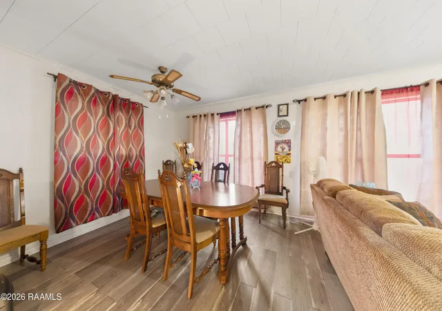 Photo 3 of Sale Pending at 325 Elmore St, Saint Martinville, LA 70582 | MLS# 2600006946 | Listing updated on 2026-08-08