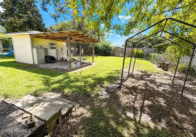 12th image of 319 Samson St, Abbeville, LA 70510 | MLS# 2600007573