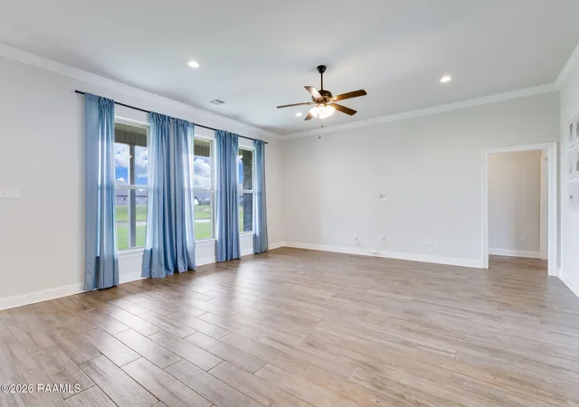 3rd image of 206 Finnegan Wy, Youngsville, LA 70592 | MLS# 2600006775