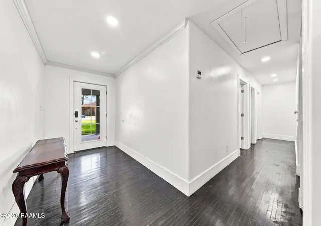 Photo 2 of Single family home for sale at 611 Ledoux St, Jennings, LA 70546 | MLS# 2600007670 | Listing updated on 2026-08-19