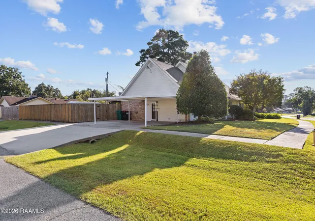 Photo 2 of Sale Pending at 126 Brigante Pl, Lafayette, LA 70508 | MLS# 2600007532 | Listing updated on 2026-09-22