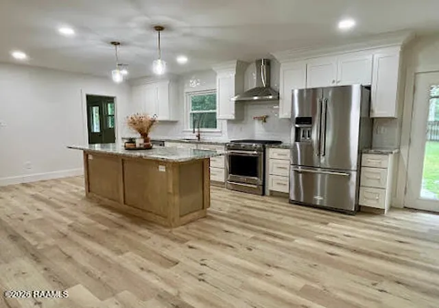Photo 3 of Single family home for sale at 620 Cambridge Dr, Lafayette, LA 70503 | MLS# 2600007326 | Listing updated on 2026-09-19