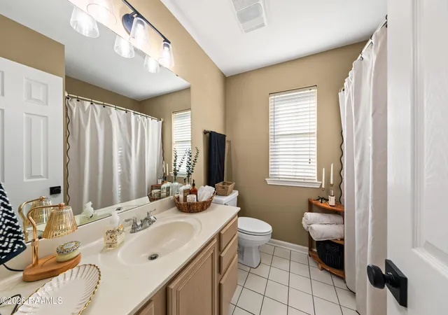 27th image of 104 Riesling Cir, Broussard, LA 70518 | MLS# 2600007477