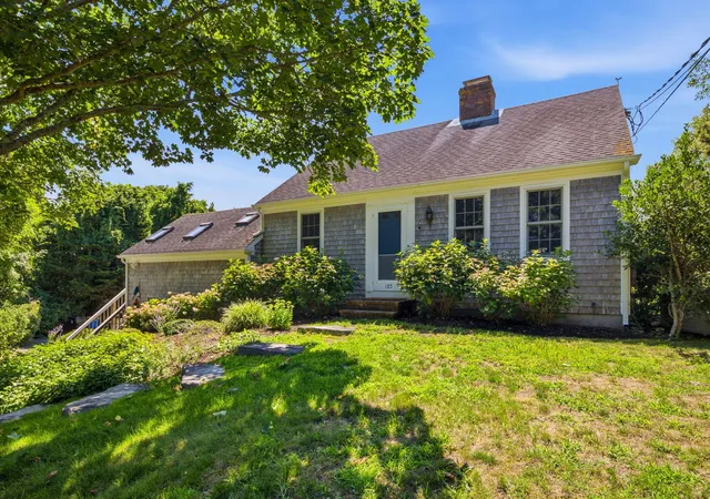 Photo 3 of Sale Pending at 185 Beach Rd, Orleans, MA 02653 | MLS# 22603854 | Listing updated on 2026-08-17