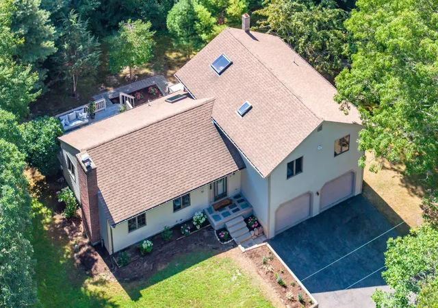 4th image of 21 Clubhouse Dr, Pocasset, MA 02559 | MLS# 22604050