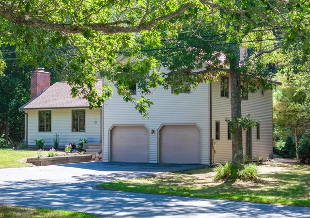 2nd image of 21 Clubhouse Dr, Pocasset, MA 02559 | MLS# 22604050