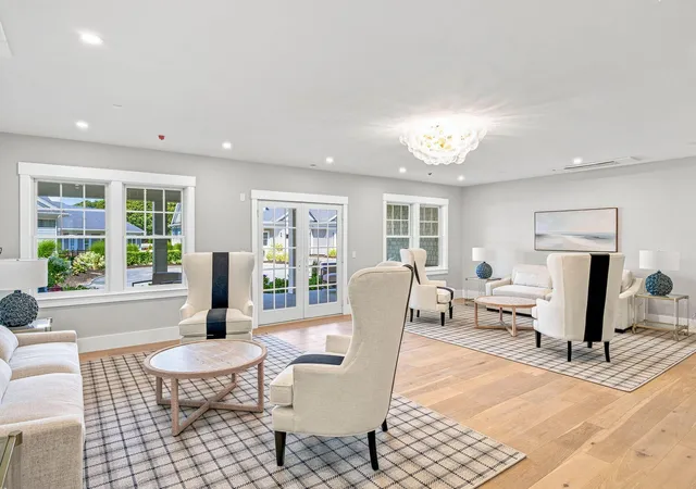 2nd image of 533 Woods Hole Rd, Woods Hole, MA 02543