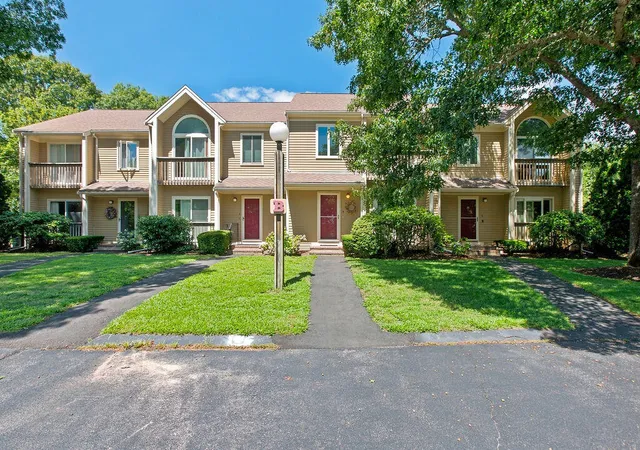 2nd image of 15 Denver Dr #APT B3, West Yarmouth, MA 02673 | MLS# 22603825