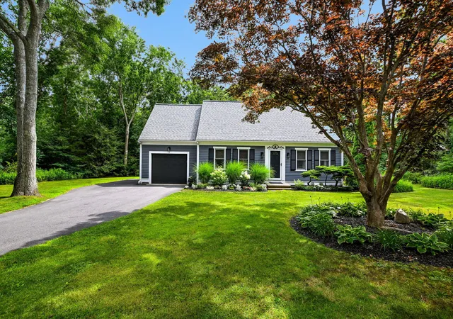 Photo 4 of Sale Pending at 5 Windsong Rd, Forestdale, MA 02644 | MLS# 22603856 | Listing updated on 2026-08-29