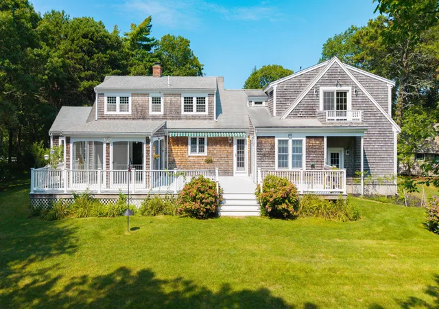 2nd image of 11 Barnes Ln, West Yarmouth, MA 02673 | MLS# 22603881