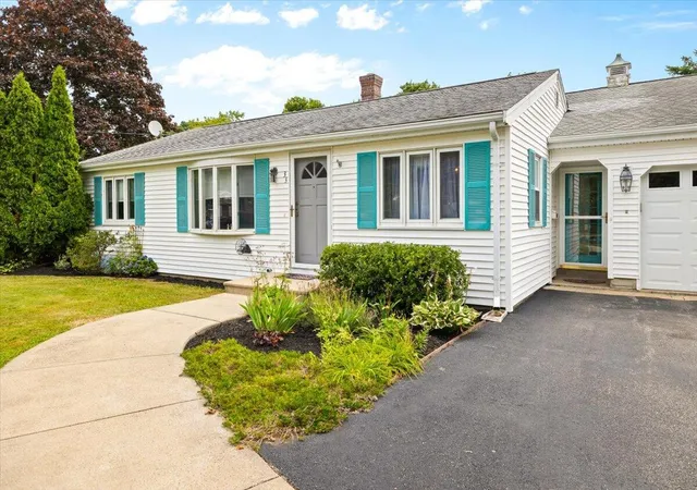 Photo 3 of Sale Pending at 33 Homestead Ln, Teaticket, MA 02536 | MLS# 22603914 | Listing updated on 2026-08-27