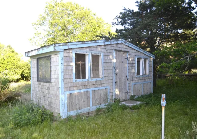 16th image of 29 Scotchmans Ln, West Tisbury, MA 02575 | MLS# 22604010