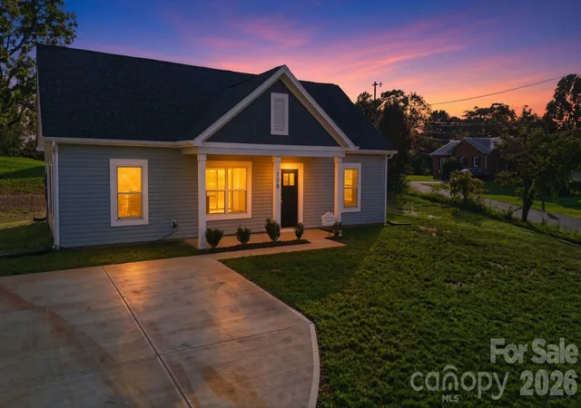 1st image of 128 N Main St, Granite Falls, NC 28630 | MLS# 4317845