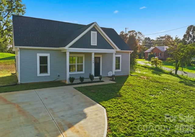3rd image of 128 N Main St, Granite Falls, NC 28630 | MLS# 4317845