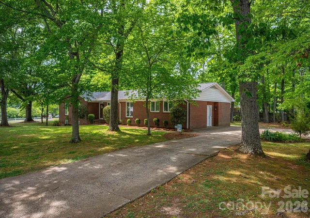 Photo 4 of Single family home for sale at 602 Lee St, Kings Mountain, NC 28086 | MLS# 4374283 | Listing updated on 2026-10-02