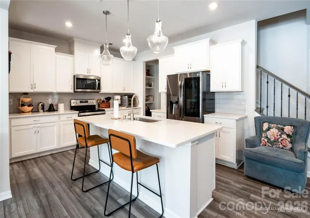 4th image of 12035 Gambrell Dr, Charlotte, NC 28278 | MLS# 4379513