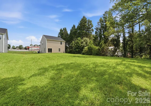 Photo 3 of Single family home for sale at 1820 Safriet Rd, Statesville, NC 28677 | MLS# 4390167 | Listing updated on 2026-10-05