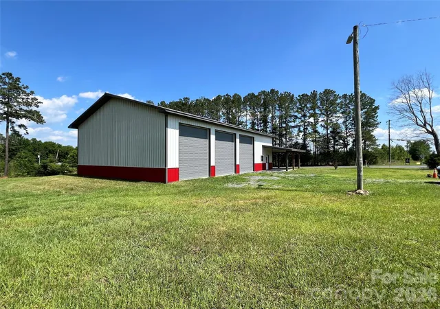 Photo 4 of House for sale at 510 Lillys Brg Rd, Mount Gilead, NC 27306 | MLS# 4399524 | Listing updated on 2026-07-02