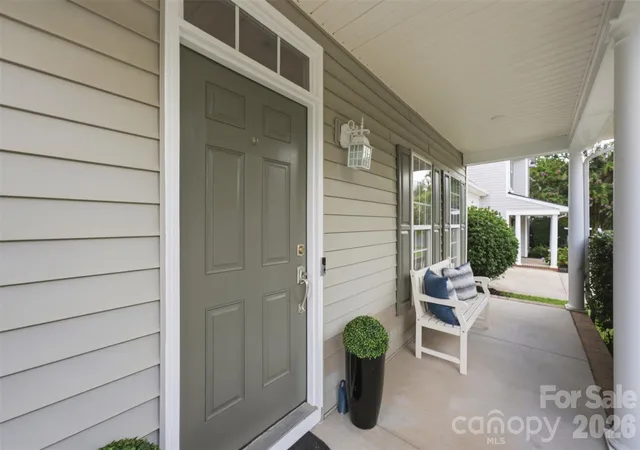 Photo 4 of Single family home for sale at 11911 Royal Castle Ct, Charlotte, NC 28277 | MLS# 4408967 | Listing updated on 2026-09-22