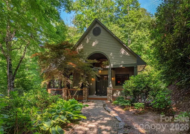 Single family home for sale at 35 Flint Ridge Rd, Bryson City, NC 28713 | MLS# 4410235