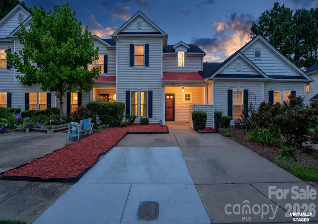 3rd image of 4313 Eaves Ln, Charlotte, NC 28215 | MLS# 4413642